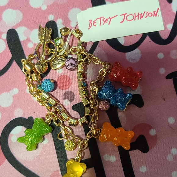 COPY - Betsey johnson gummy bear bracelet - Picture 3 of 5
